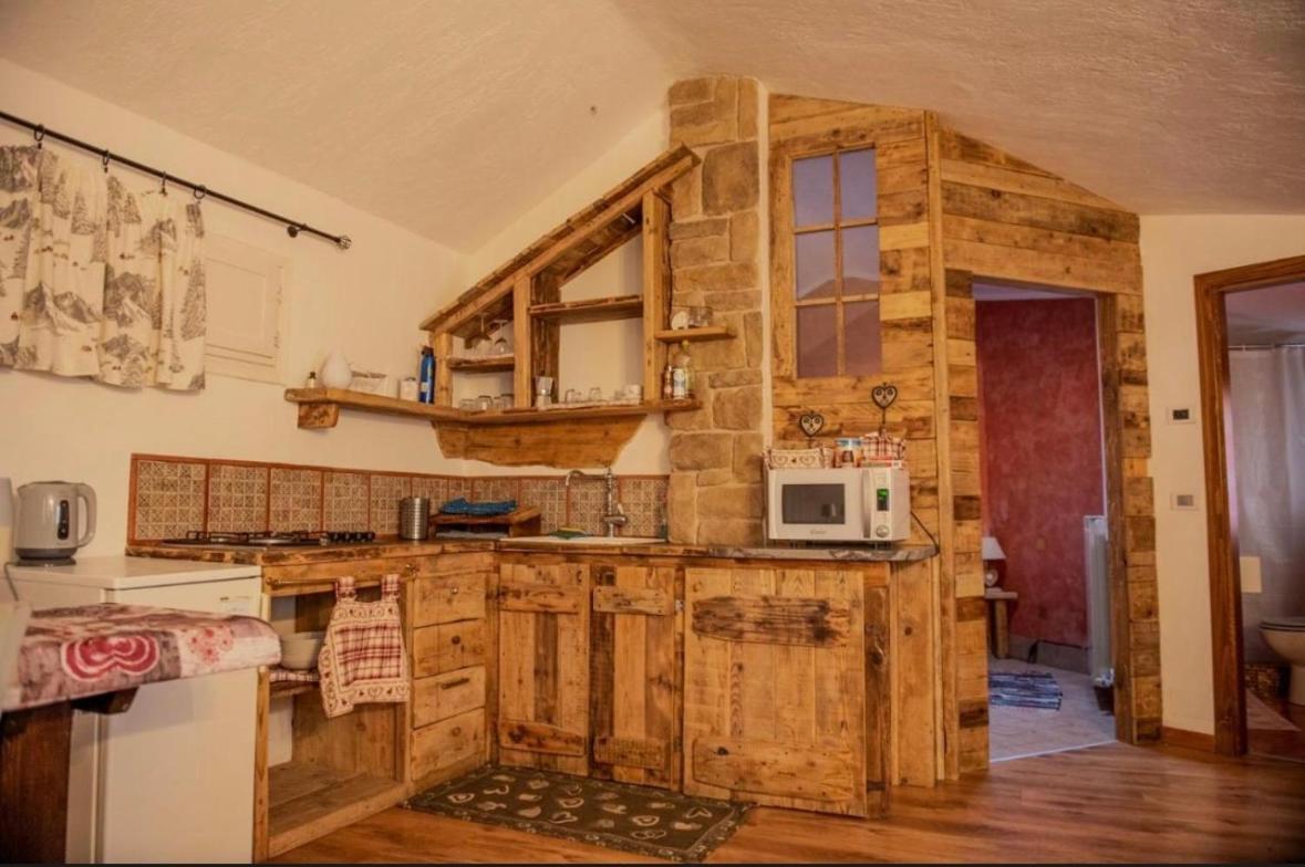 La Casa Del Lupo * Serina (Lombardy)